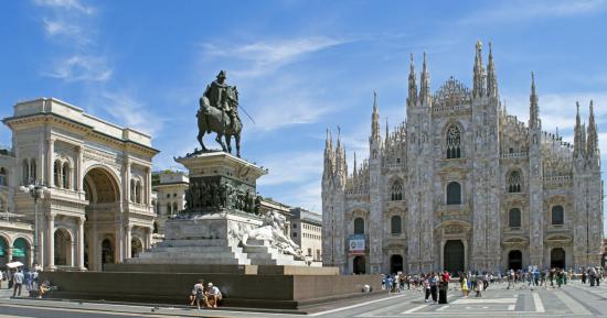 Bus Charter Milan - Best Coach Hire Service Company / Minibus Rental